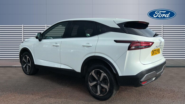 Nissan Qashqai 1.3 DiG-T MH N-Connecta 5dr Petrol Hatchback